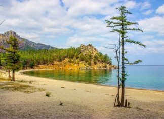 Du lịch Nga, khám phá vẻ đẹp của Baikal – hồ nước “già” nhất thế giới Du lịch Nga, khám phá vẻ đẹp của Baikal - hồ nước “già” nhất thế giới