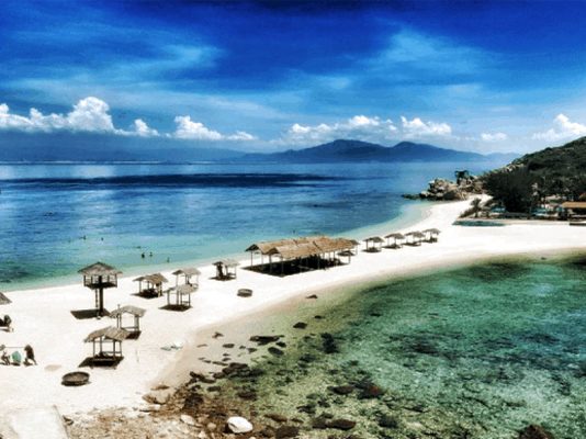Vẻ đẹp tự nhiên của biển đảo Nha Trang